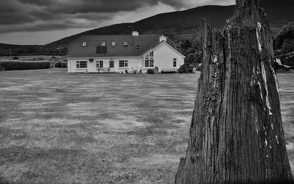 Strand'S End House Rooms Only, No Breakfast Served Cahersiveen Extérieur photo